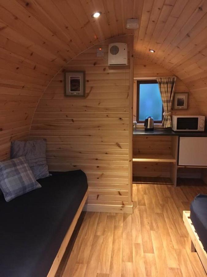 Glamping Hut - By The Way Campsite Tyndrum Eksteriør bilde