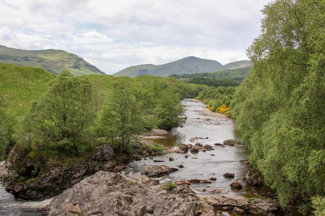Glamping Hut - By The Way Campsite Tyndrum Eksteriør bilde